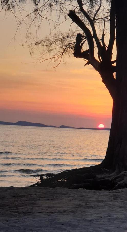 Om Home Sihanoukville Eksteriør bilde